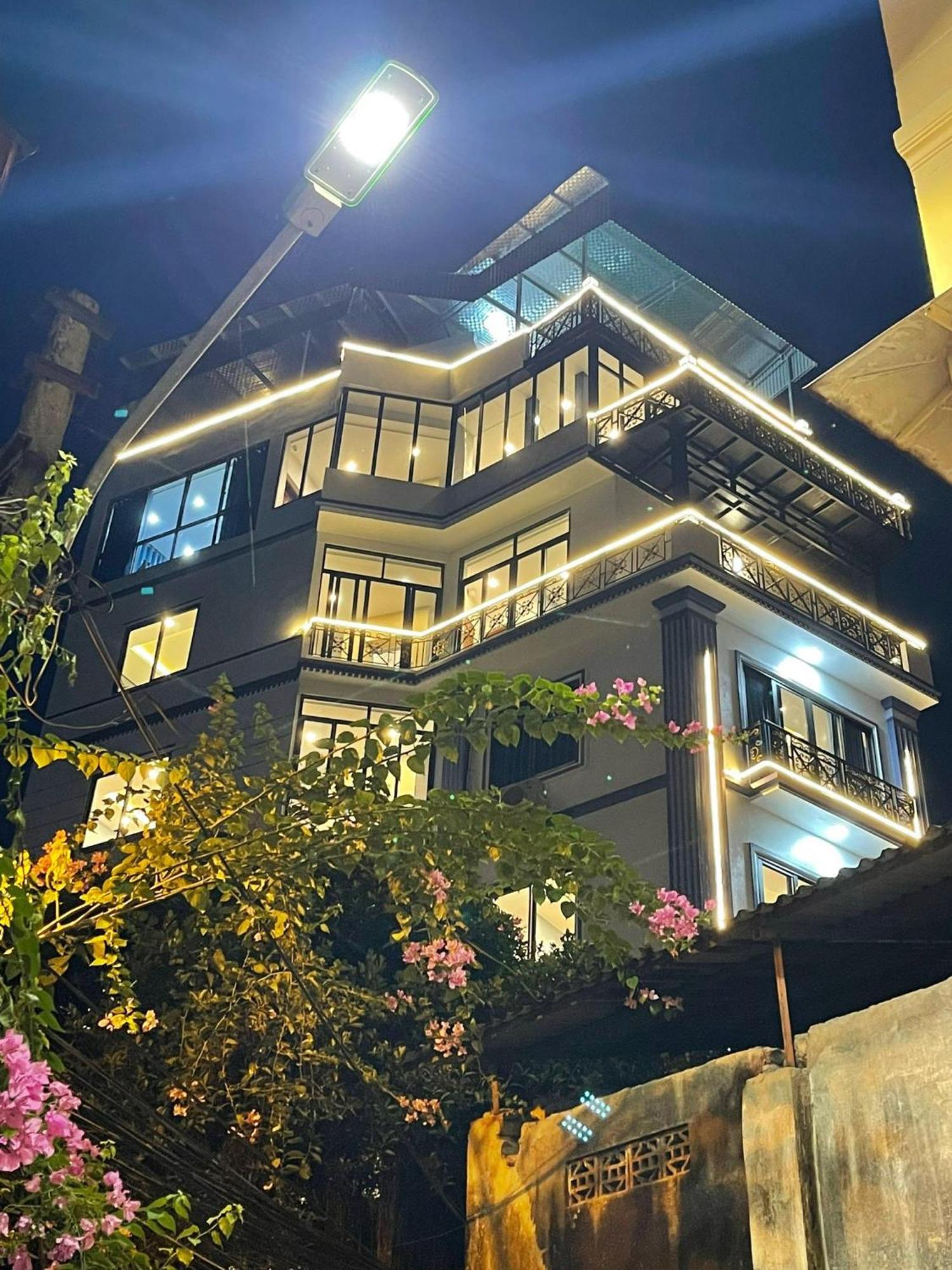 Light House & Rooftop Hanoi Exterior photo