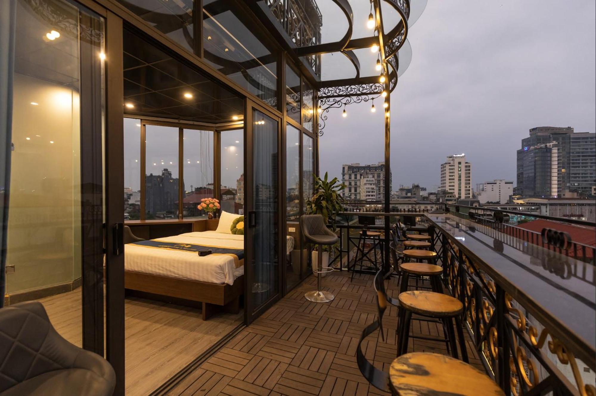 Light House & Rooftop Hanoi Exterior photo